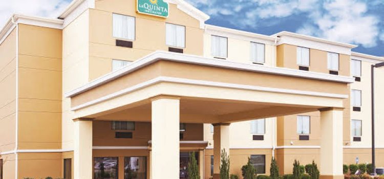 La Quinta Inn & Suites